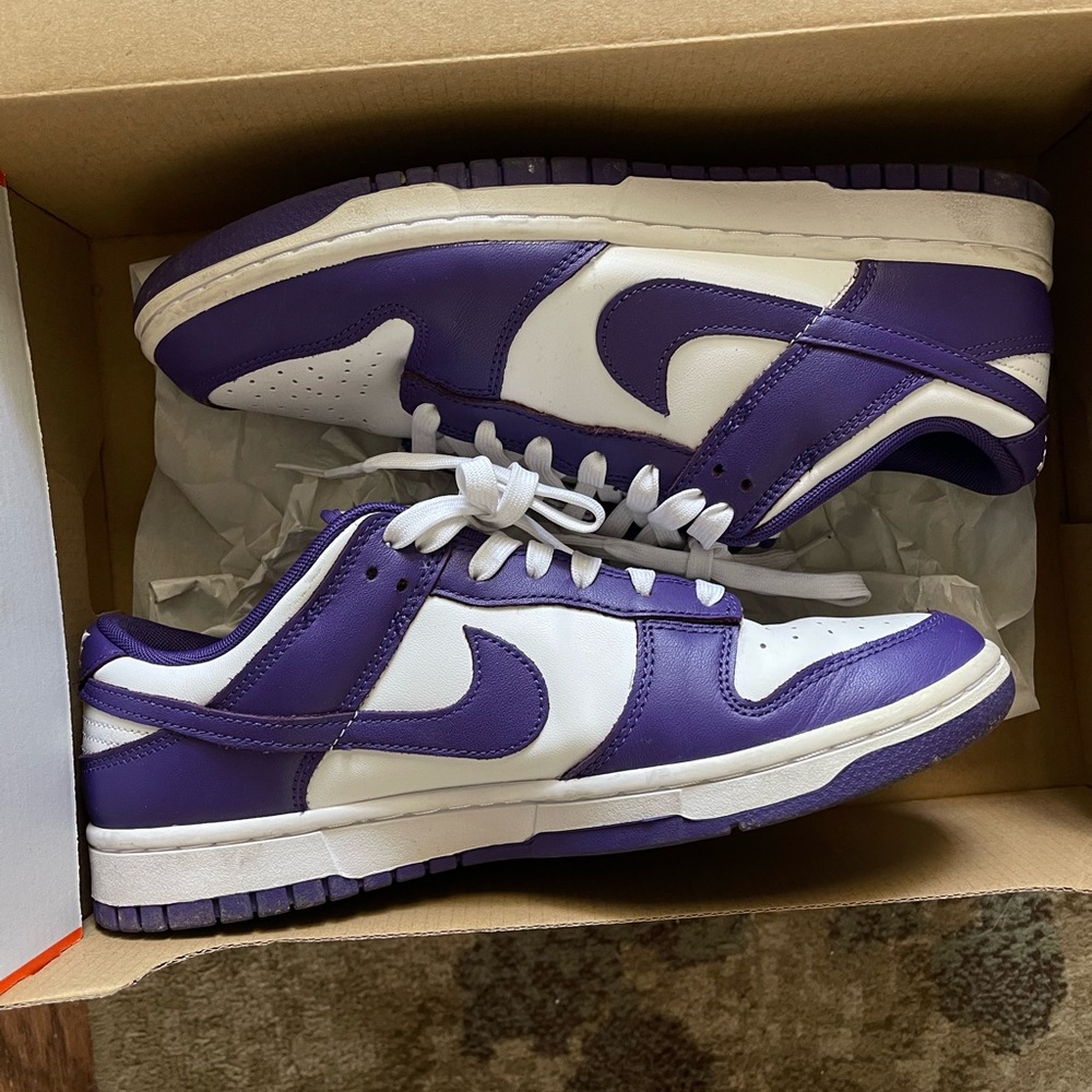 Nike White and Purple Athletic Shoes